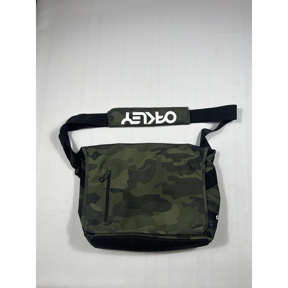 Oakley Messenger Bag Mens 15L Camo Laptop Travel Shoulder Bag
